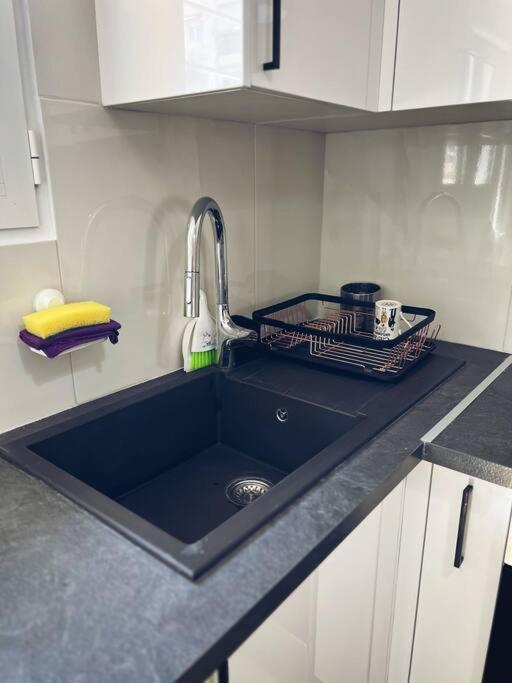 Minimal 3Br Apartment In Athena Bagian luar foto