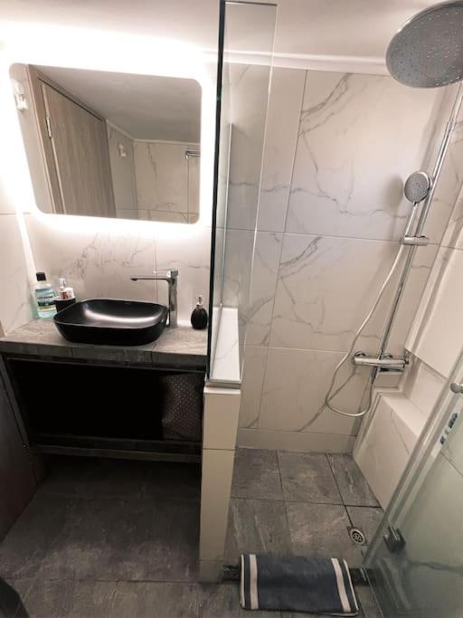 Minimal 3Br Apartment In Athena Bagian luar foto